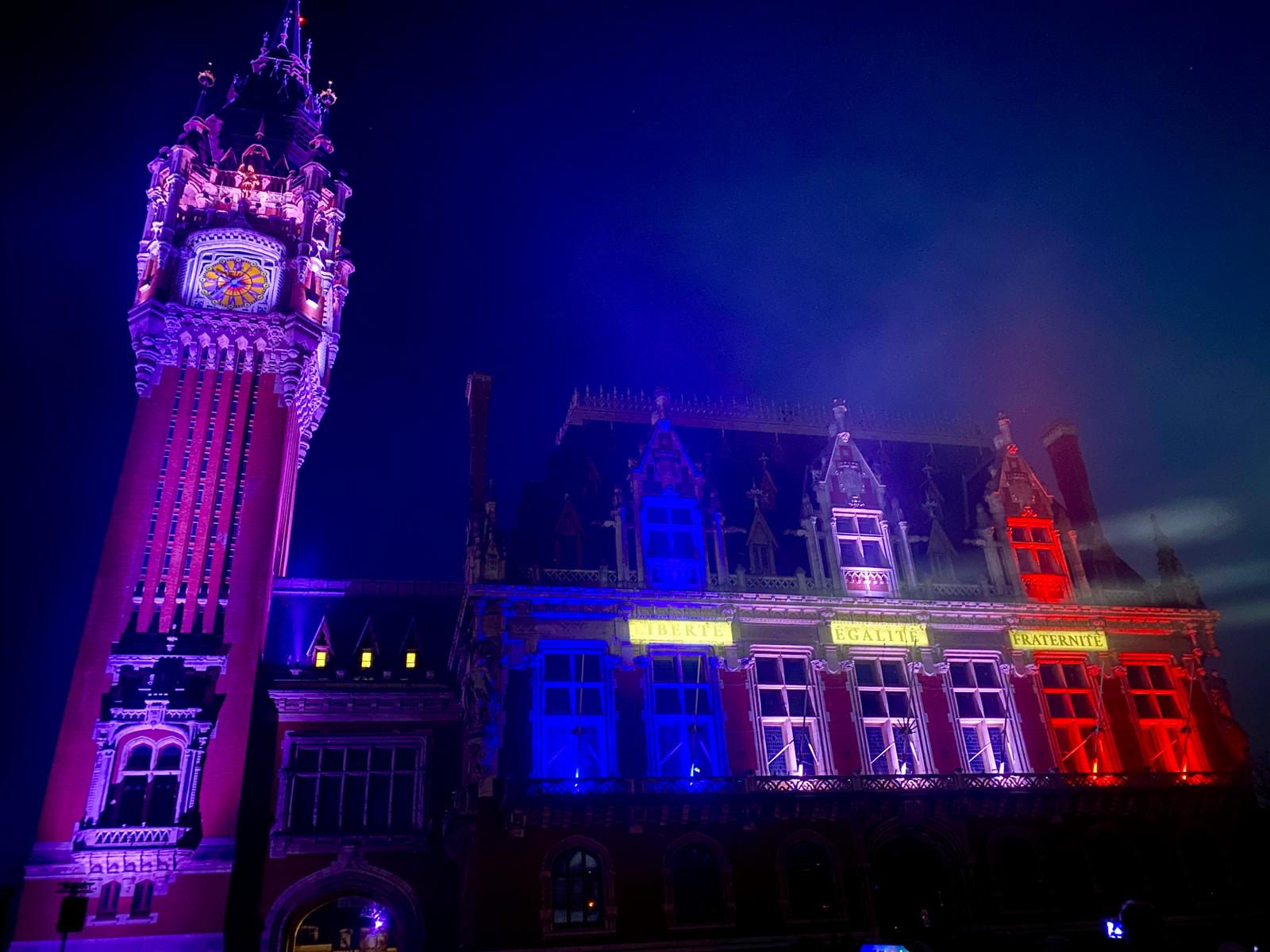 Illuminations hotel de ville Calais