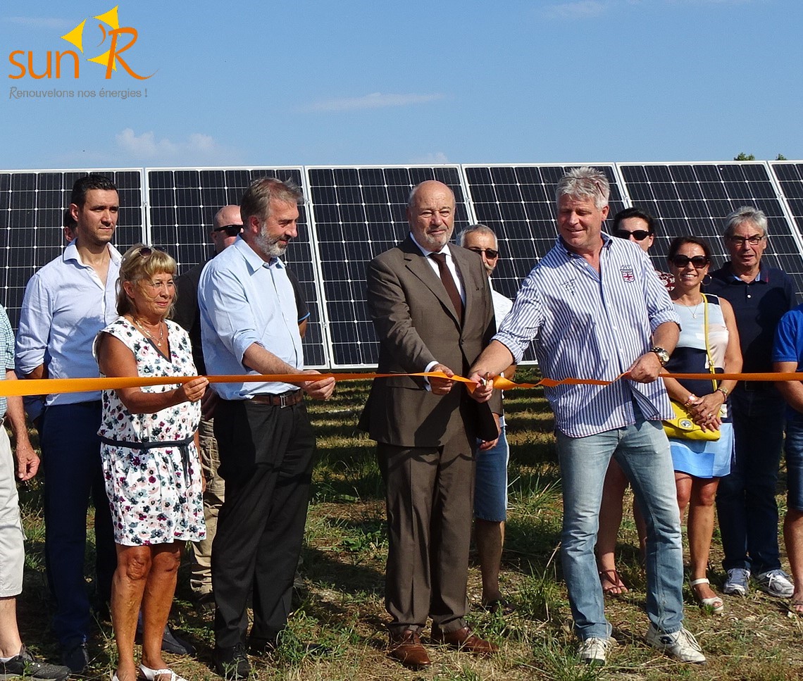 Coupe ruban inauguration Centrale Photovoltaique