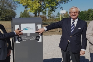 Inauguration bornes de recharge électrique dans les Yvelines