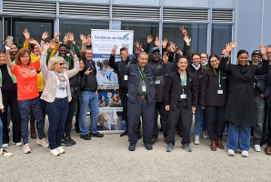 Photo de groupe lors du challenge sportif et solidaire au Tribunal de Paris