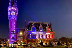 Illuminations hotel de ville Calais