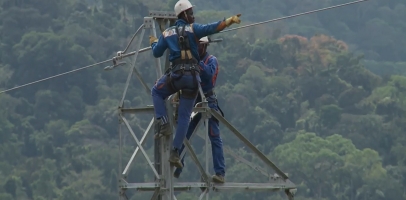 Techniciens électrique au Gabon